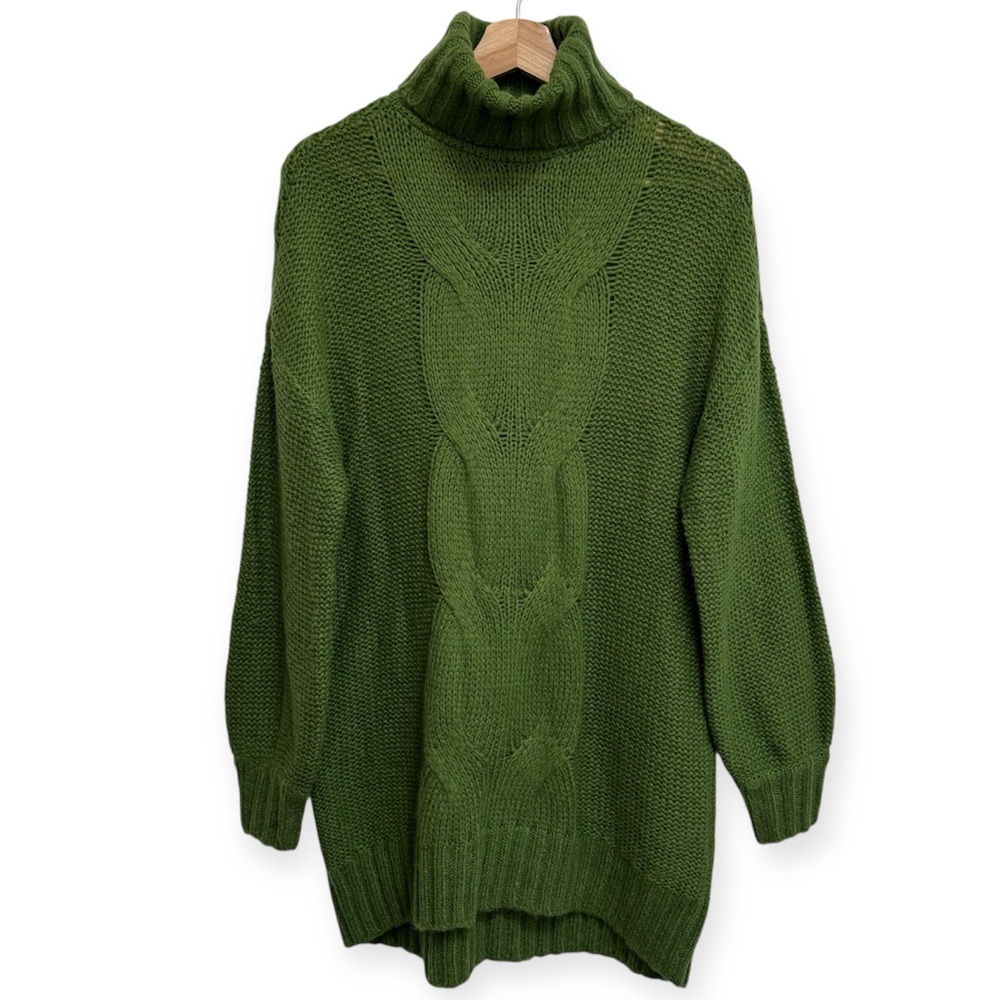 Aerieโ Oversized Cable Knit Turtleneck Sweater
